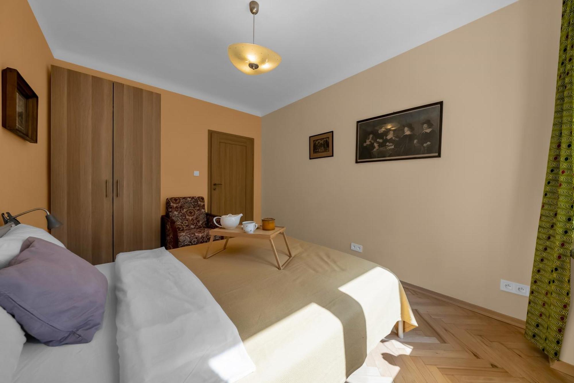 70m2 Wola - Location, 2 Bedrooms, 1st Floor - By Rentujemy