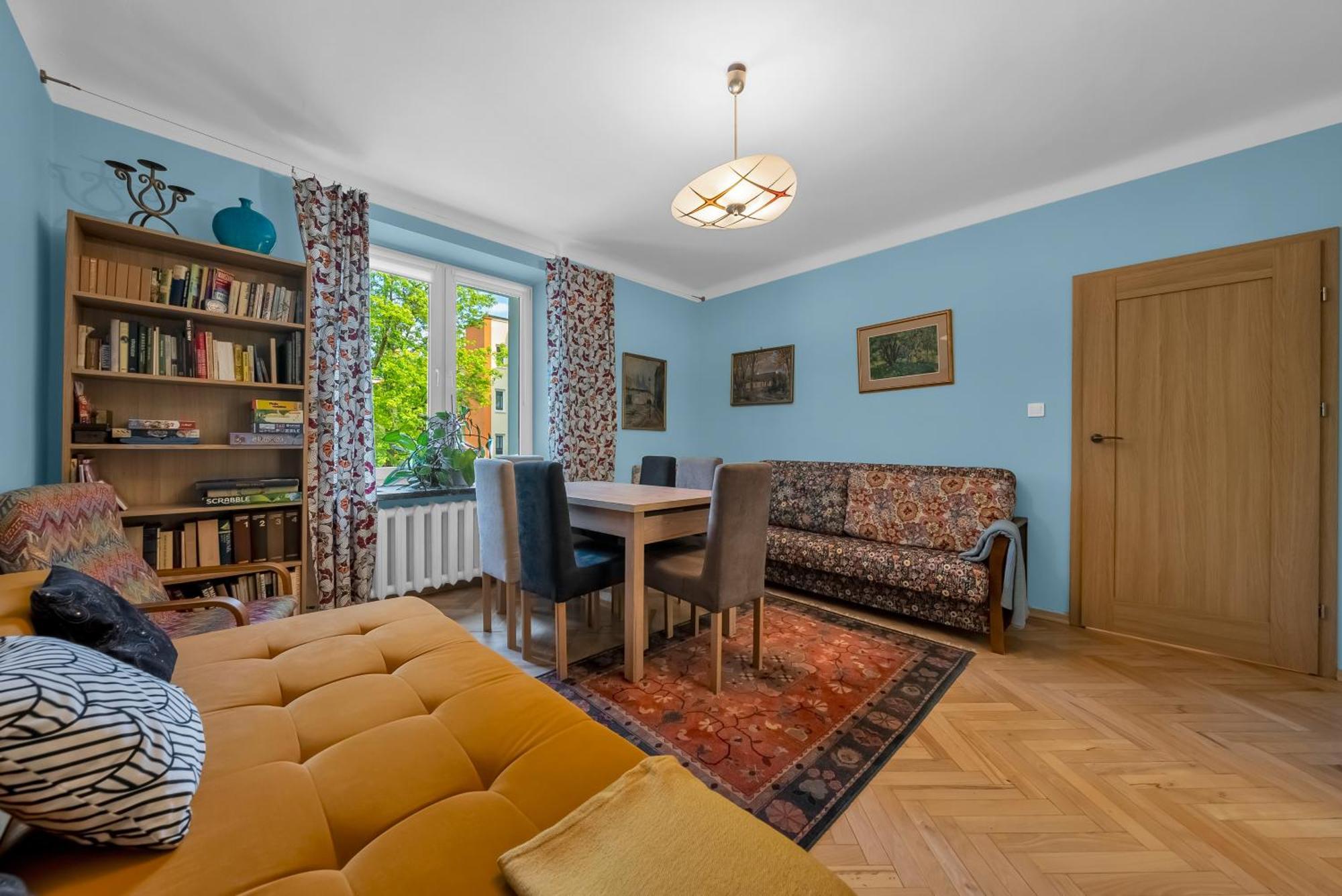 70m2 Wola - Location, 2 Bedrooms, 1st Floor - By Rentujemy * Warsaw