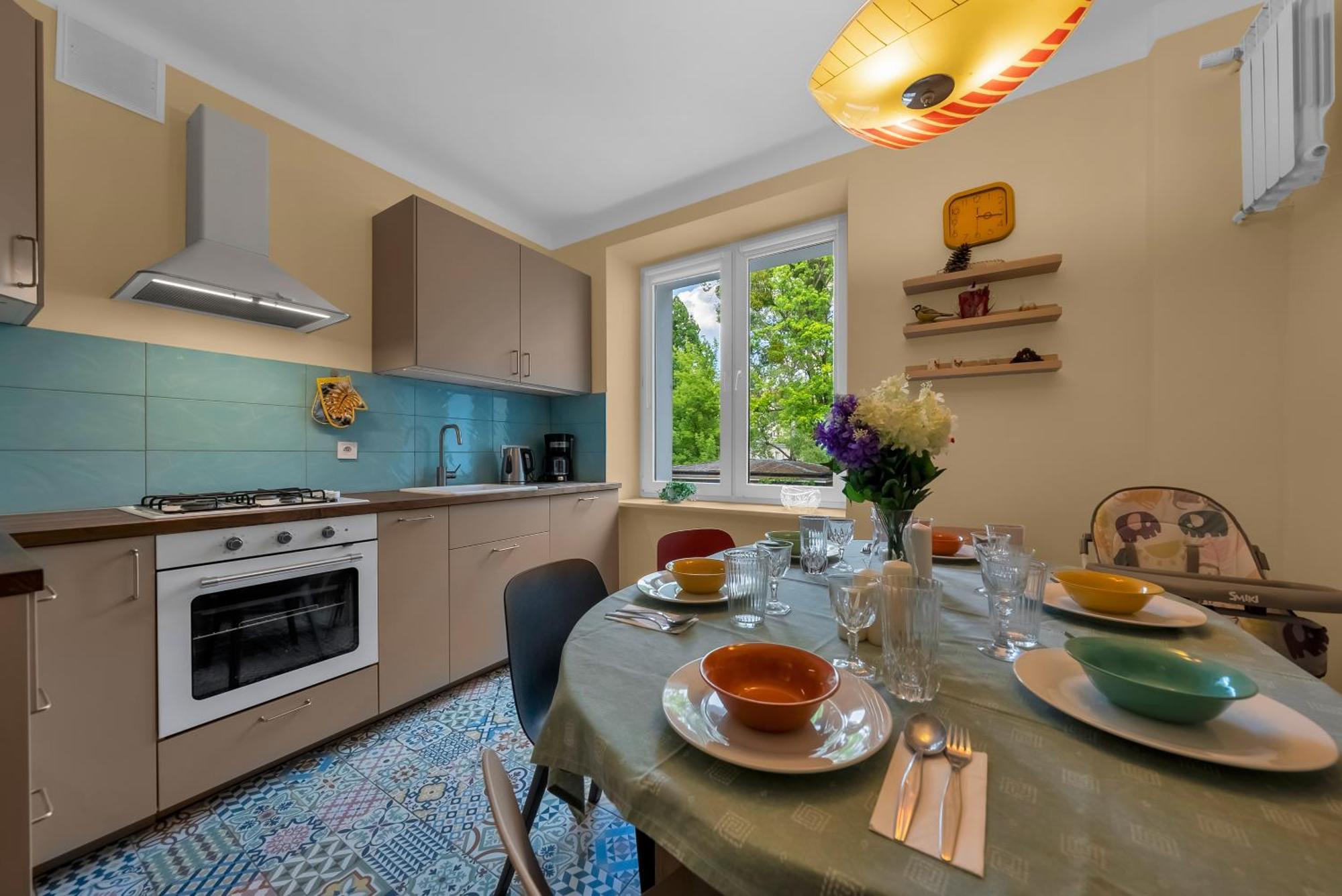 70m2 Wola - Location, 2 Bedrooms, 1st Floor - By Rentujemy Warsaw